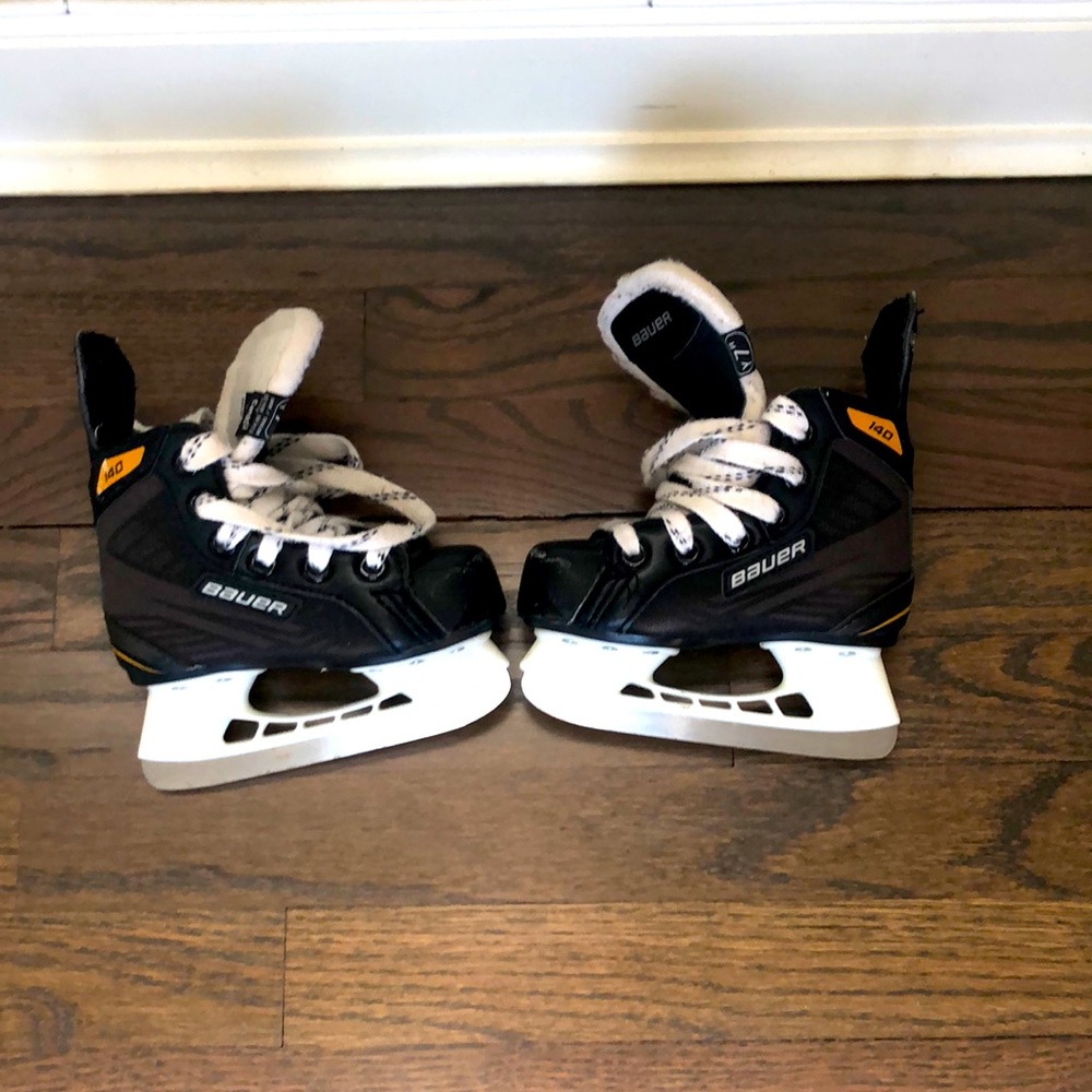 Kids ice skates